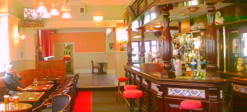 Tadross Hotel Кардифф Экстерьер фото